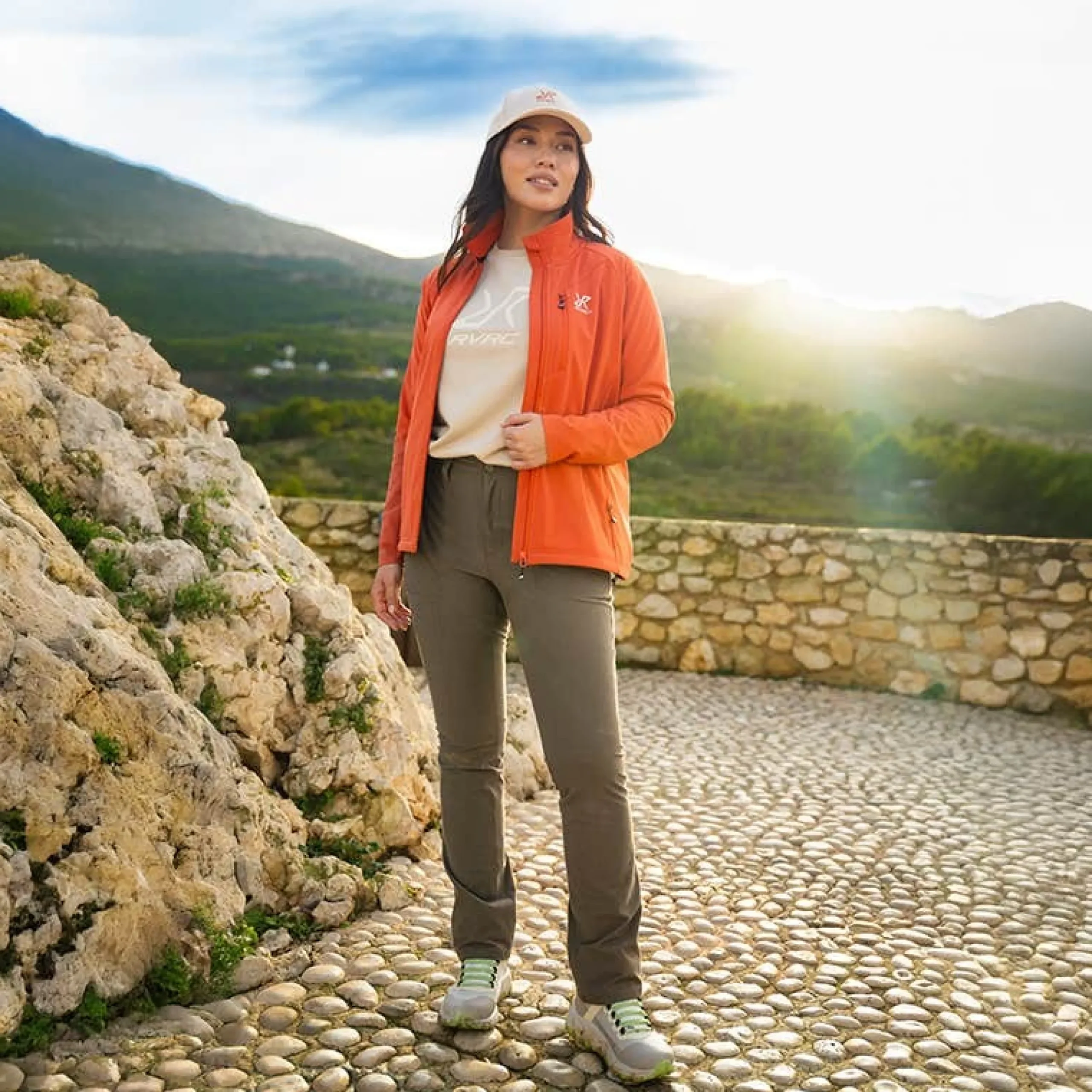 Exciter Stretch Jacket Damen Mecca Orange
